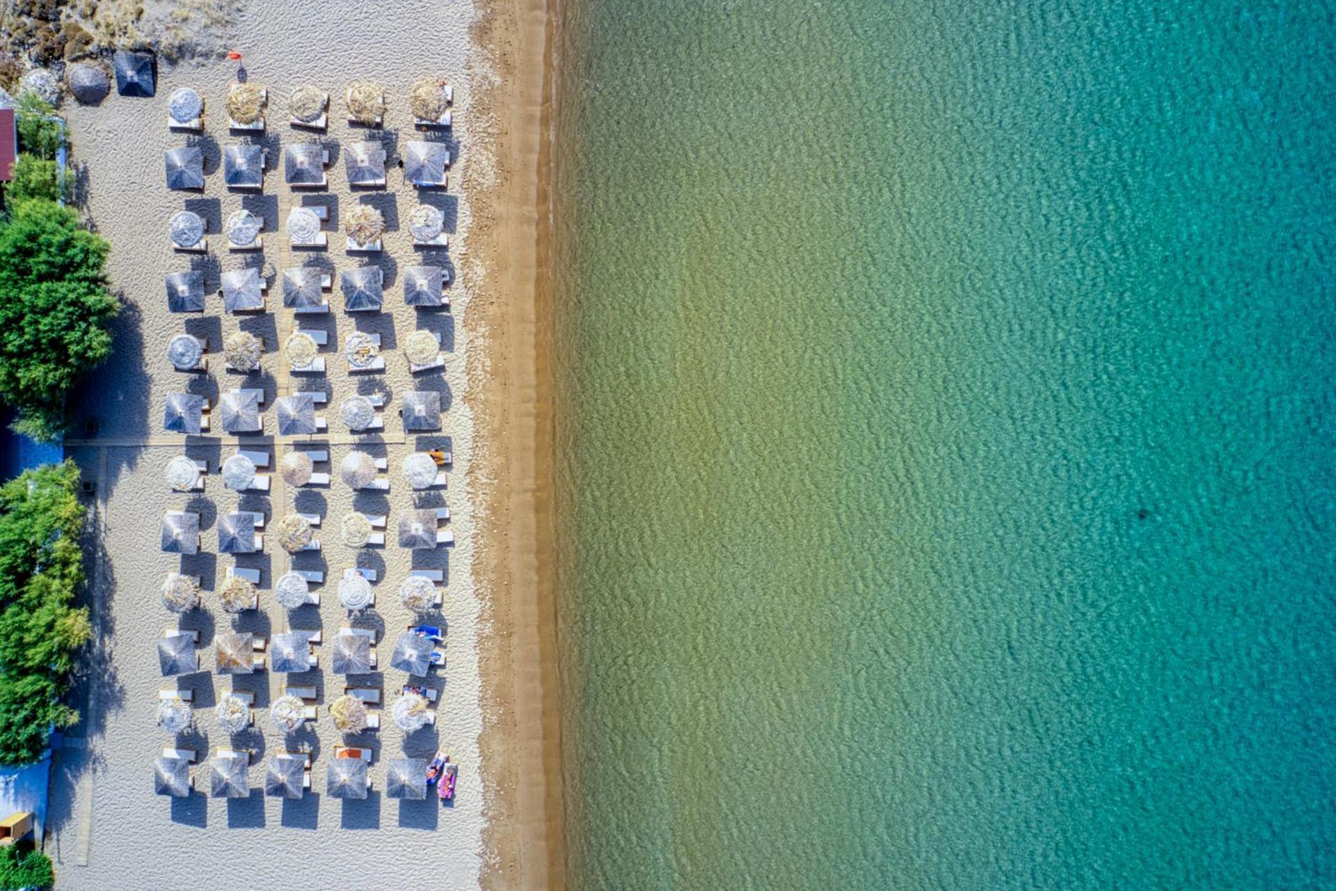 Platy Beach Hotel Exterior photo